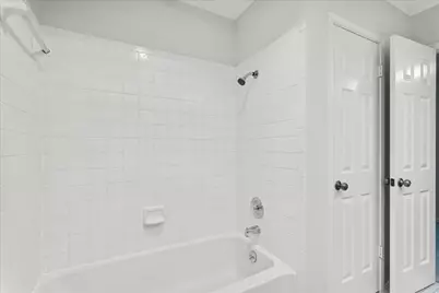 12000 Lincolnshire Drive, Austin, TX 78758 - Photo 23