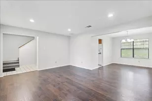 12000 Lincolnshire Dr, Austin, TX 78758 - Photo 17