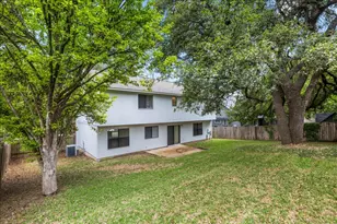 12000 Lincolnshire Dr, Austin, TX 78758 - Photo 5