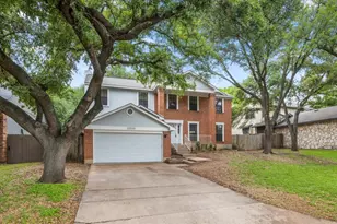 12000 Lincolnshire Dr, Austin, TX 78758 - Photo 3
