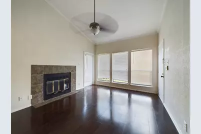807 W 25th Street #304, Austin, TX 78705 - Photo 3