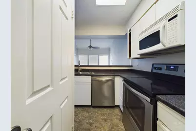 807 W 25th Street #304, Austin, TX 78705 - Photo 13