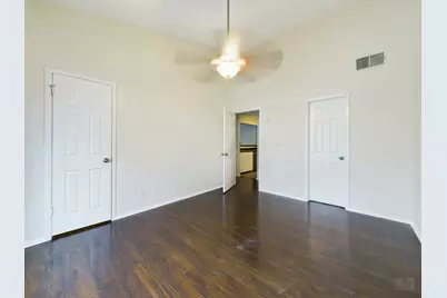 807 W 25th Street #304, Austin, TX 78705 - Photo 15