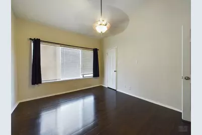 807 W 25th Street #304, Austin, TX 78705 - Photo 19