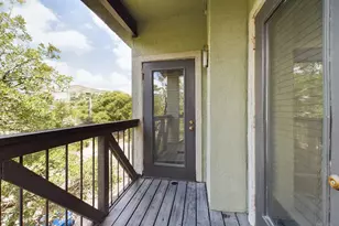 807 W 25th St, Austin, TX 78705 - Photo 9