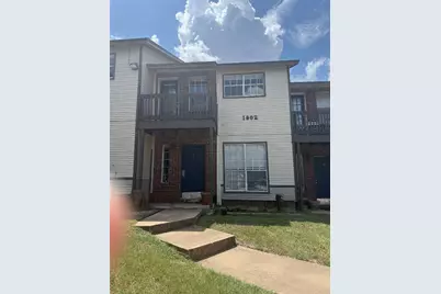 1802 River Crossing Circle #C, Austin, TX 78741 - Photo 1