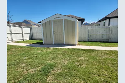 110 Huckleberry Lane, Elgin, TX 78621 - Photo 23