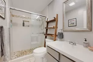 215 Cloudview Dr, Austin, TX 78745 - Photo 17