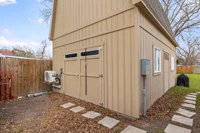 218 S Rio Grande Street, Lockhart, TX 78644 - Photo 27