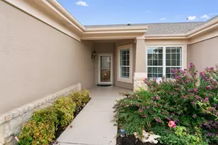 105 Goose Island Dr, Georgetown, TX 78633 - Photo 3