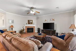 105 Goose Island Dr, Georgetown, TX 78633 - Photo 11
