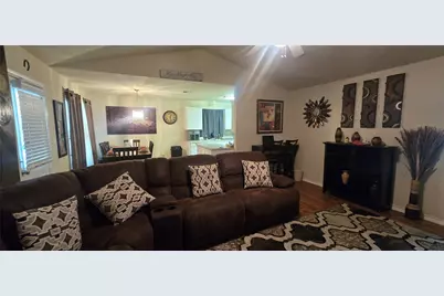 702 Ortega Street, Rockdale, TX 76567 - Photo 9