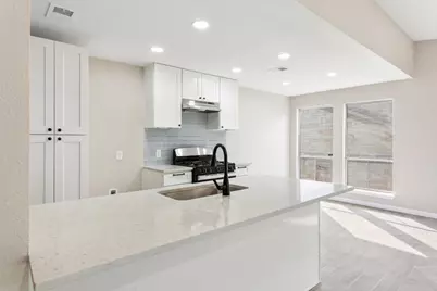 9604 Crown Ridge Drive, Austin, TX 78753 - Photo 11