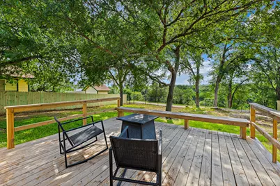 1004 Scenic Drive, Georgetown, TX 78626 - Photo 31