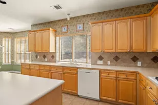 2231 Falkirk Dr, Round Rock, TX 78681 - Photo 13