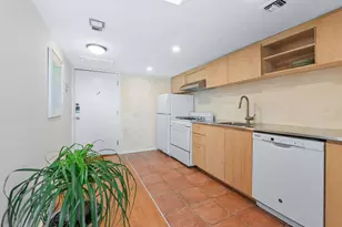 1800 Lavaca St, Austin, TX 78701 - Photo 3