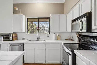 1404 Norwalk Lane #201, Austin, TX 78703 - Photo 3
