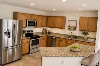 11210 Kingsgate Drive, Austin, TX 78748 - Photo 9