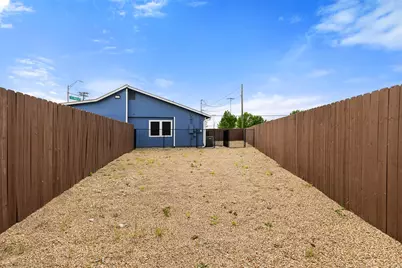 750 S Mays Street, Round Rock, TX 78664 - Photo 5