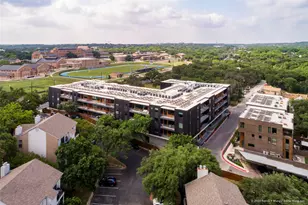 900 S 1st St, Austin, TX 78704 - Photo 25