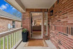 2709 Tumbling River Dr, Leander, TX 78641 - Photo 9