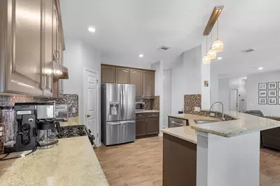 4104 Sun Spirit Drive, Austin, TX 78735 - Photo 7