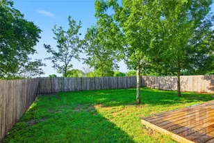 432 Thunderstorm Ave, Lockhart, TX 78644 - Photo 23