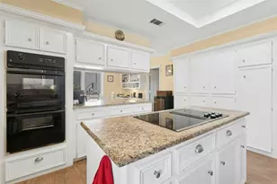 108 Spellbrook Ln, Lakeway, TX 78734 - Photo 11