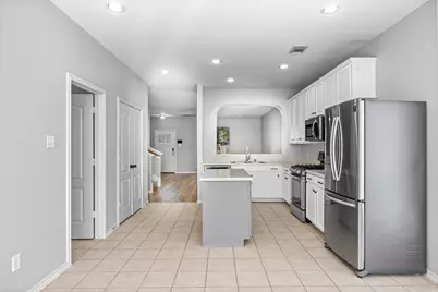 10805 Trail Weary Drive, Austin, TX 78754 - Photo 9