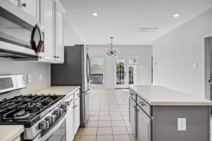 10805 Trail Weary Dr, Austin, TX 78754 - Photo 11