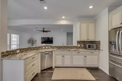 210 S Meadowlark Street, Lakeway, TX 78734 - Photo 17