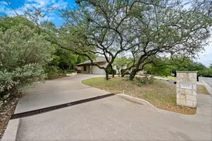 1012 Sailmaster St, Lakeway, TX 78734 - Photo 23