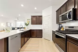 2300 Ranier Ct, Austin, TX 78754 - Photo 11