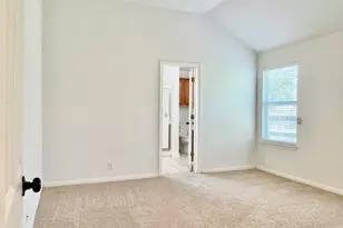 706 Stewart Dr, Hutto, TX 78634 - Photo 9