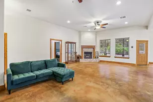 267 Corral Rd, Smithville, TX 78957 - Photo 15