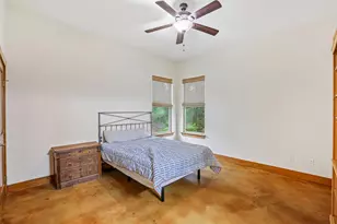 267 Corral Rd, Smithville, TX 78957 - Photo 23