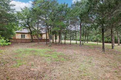 267 Corral Road, Smithville, TX 78957 - Photo 7