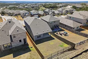 8014 Purple Aster Pass, Lago Vista, TX 78645 - Photo 31