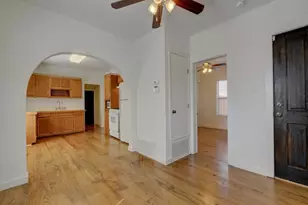 2106 Holly St, Austin, TX 78702 - Photo 7