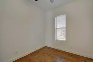 2106 Holly St, Austin, TX 78702 - Photo 21