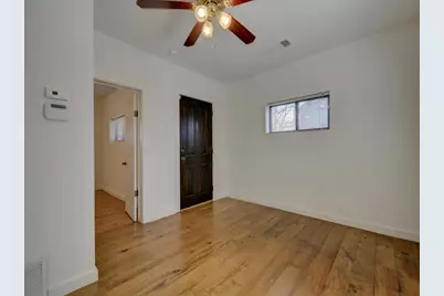 2106 Holly Street #B, Austin, TX 78702 - Photo 9