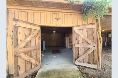 1115 County Road 414, Spicewood, TX 78669 - Photo 35