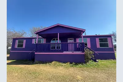 404 W Cleveland Street #1/2, Elgin, TX 78621 - Photo 3