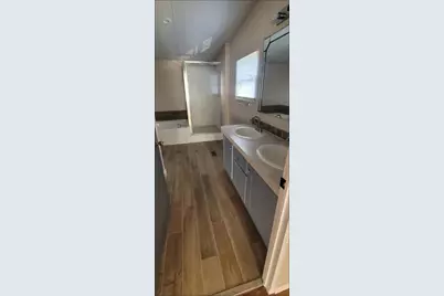 404 W Cleveland Street #1/2, Elgin, TX 78621 - Photo 23