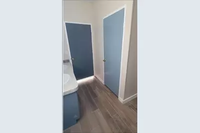 404 W Cleveland Street #1/2, Elgin, TX 78621 - Photo 17