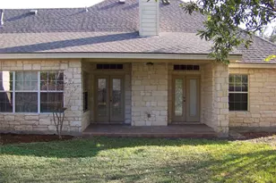 1400 T H Johnson Dr, Taylor, TX 76574 - Photo 15