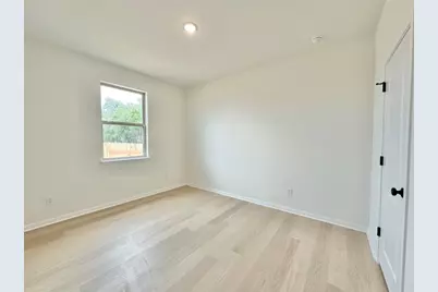 412 Treadwell Lane, Kyle, TX 78640 - Photo 15