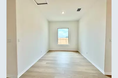 412 Treadwell Lane, Kyle, TX 78640 - Photo 9