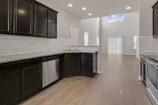 516 E Slaughter Ln, Austin, TX 78744 - Photo 7