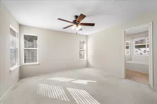 211 Tolcarne Dr, Hutto, TX 78634 - Photo 15